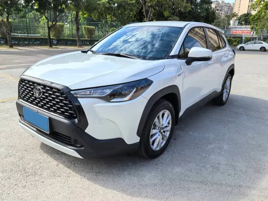 2024 TOYOTA COROLLA view 1