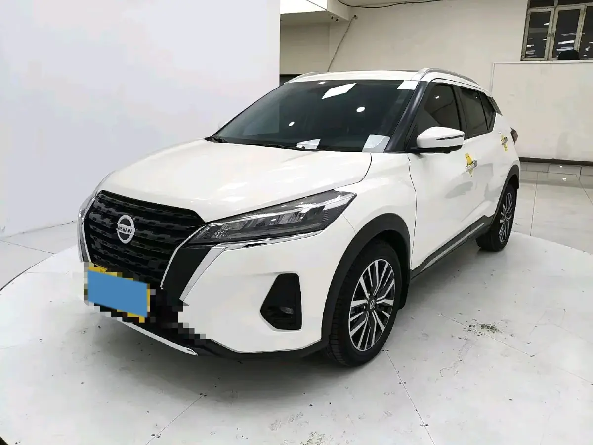2022 Nissan Kicks 1.5L 122HP L4 CVT
