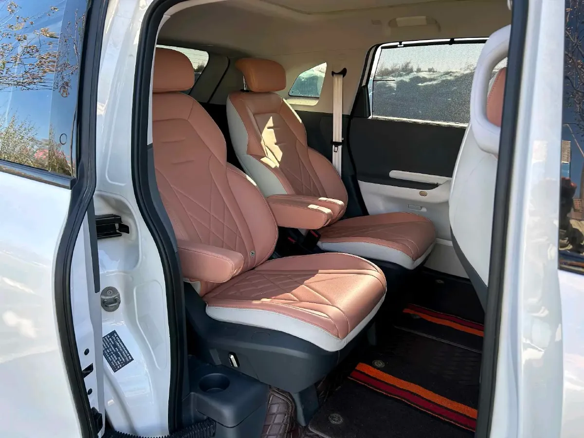 2023 ARCFOX KAOLA BEV 58.8KWH,autocango,china used car exporter,china ev exporter,chinese used car exporter,chinese used ev exporter