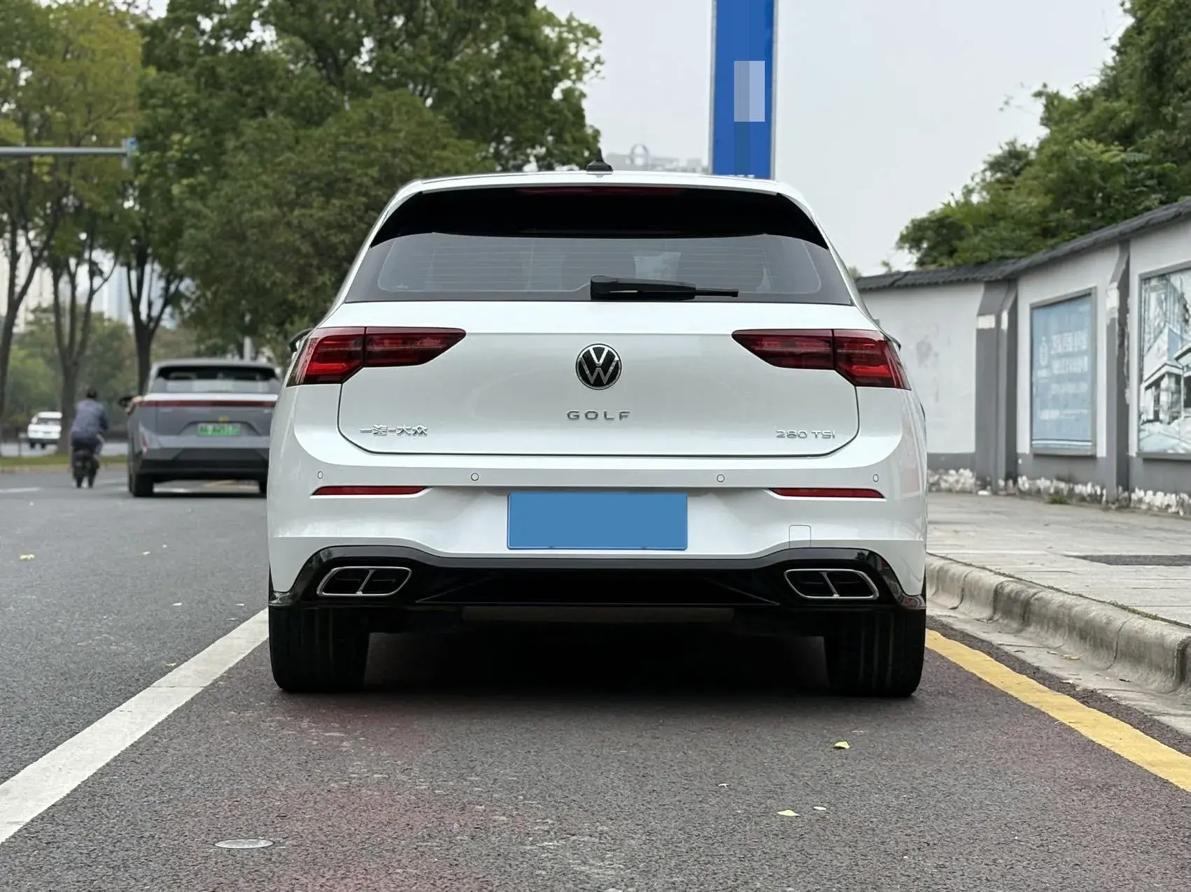 2021 VOLKSWAGEN GOLF thumbnail 3
