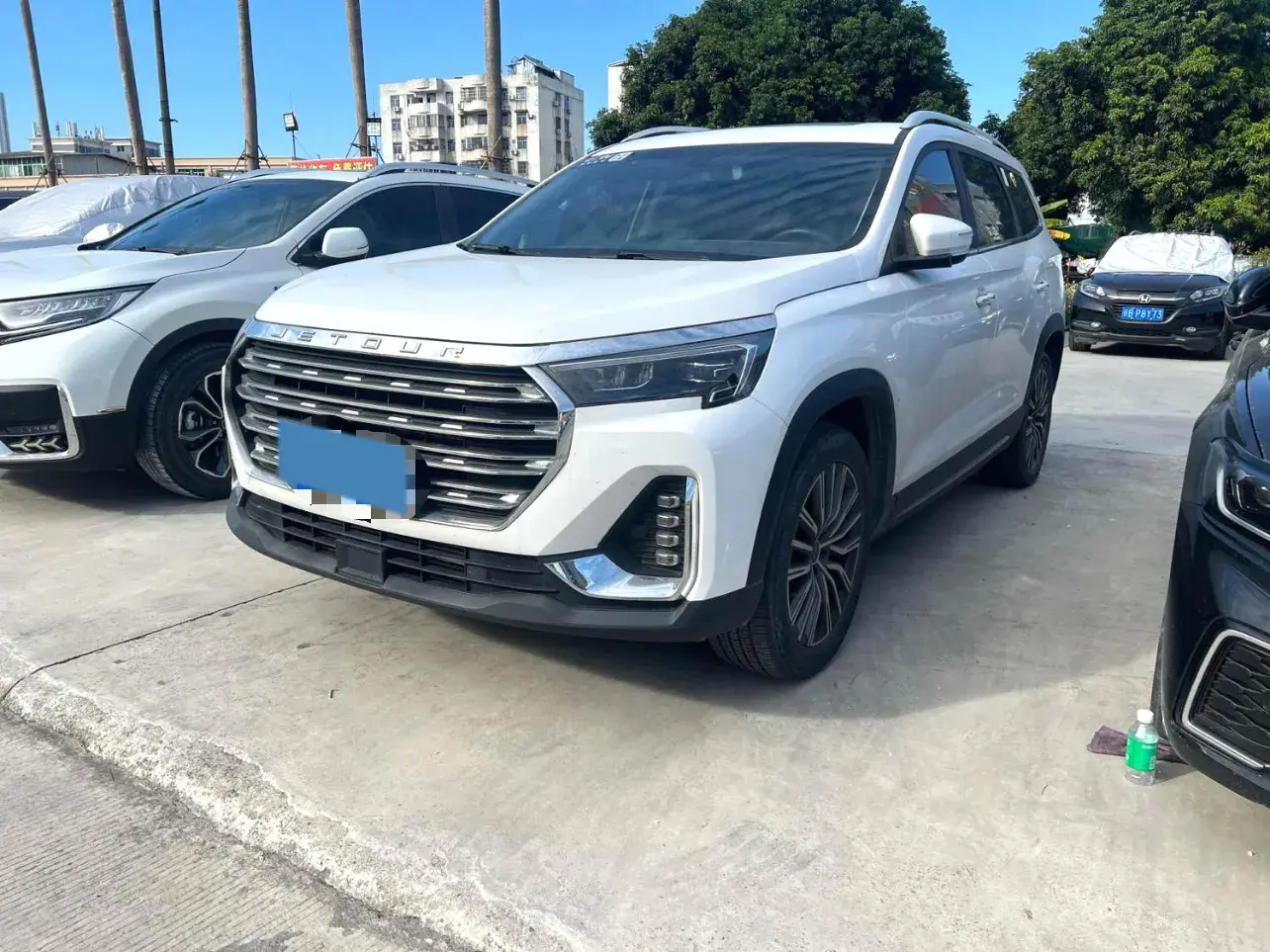 2023 JETOUR X90 view 1