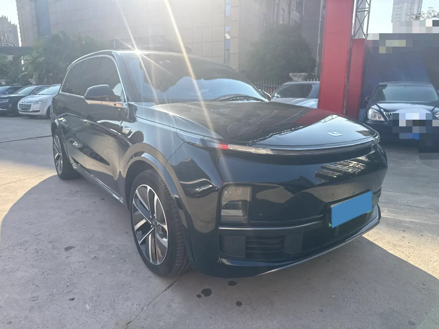 2023 LI L9 thumbnail 3