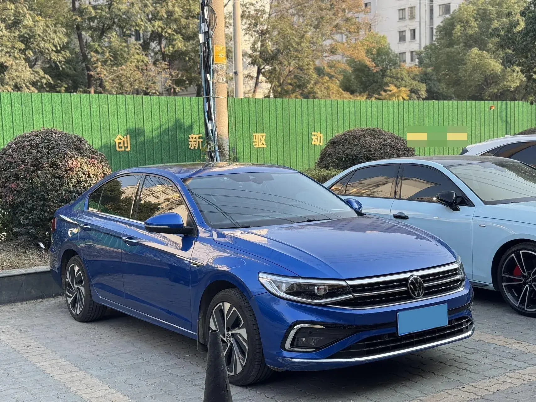 2023 VOLKSWAGEN BORA thumbnail 3