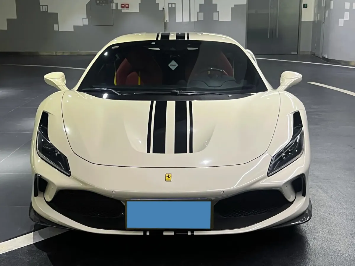 2019 Ferrari F8 3.9T 720HP V8 7DCT,autocango,china used car exporter,china ev exporter,chinese used car exporter,chinese used ev exporter