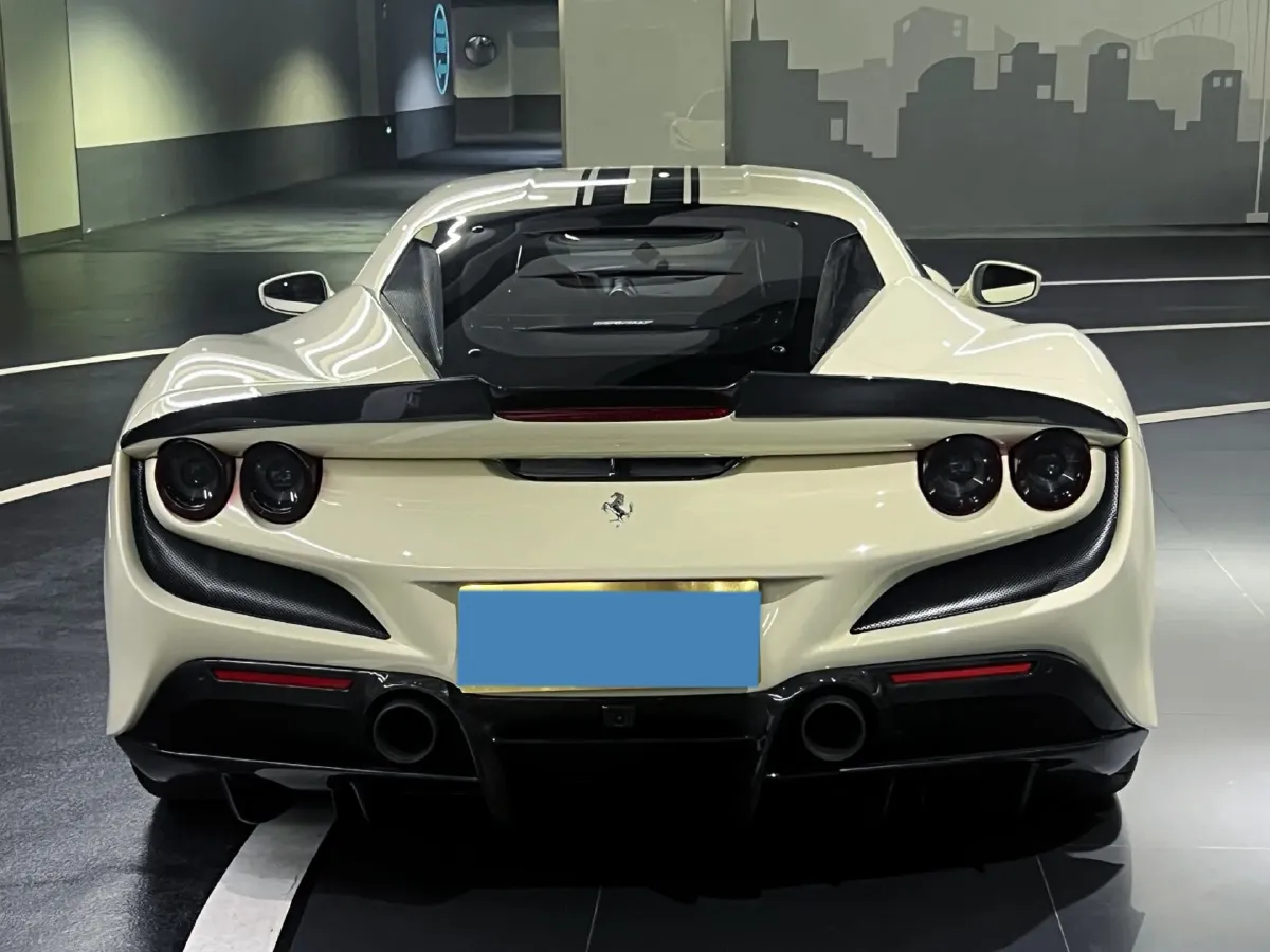 2019 Ferrari F8 3.9T 720HP V8 7DCT,autocango,china used car exporter,china ev exporter,chinese used car exporter,chinese used ev exporter