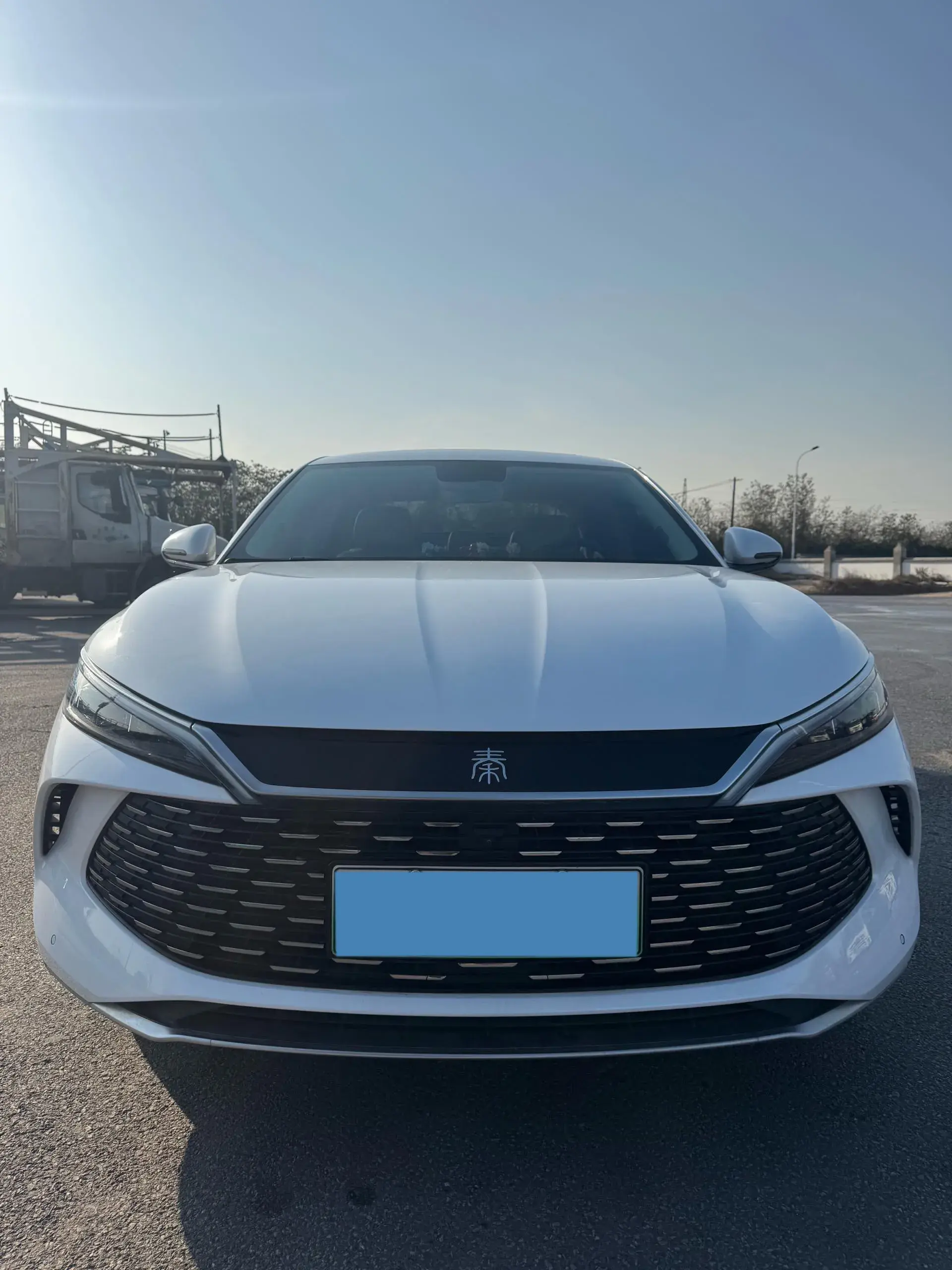 2024 BYD QINL thumbnail 3