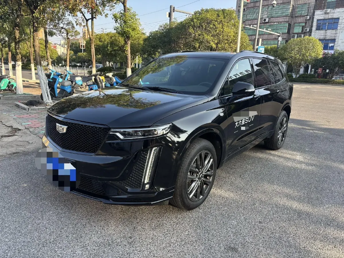 2025 Cadillac XT6 2.0T 237HP L4 9AT