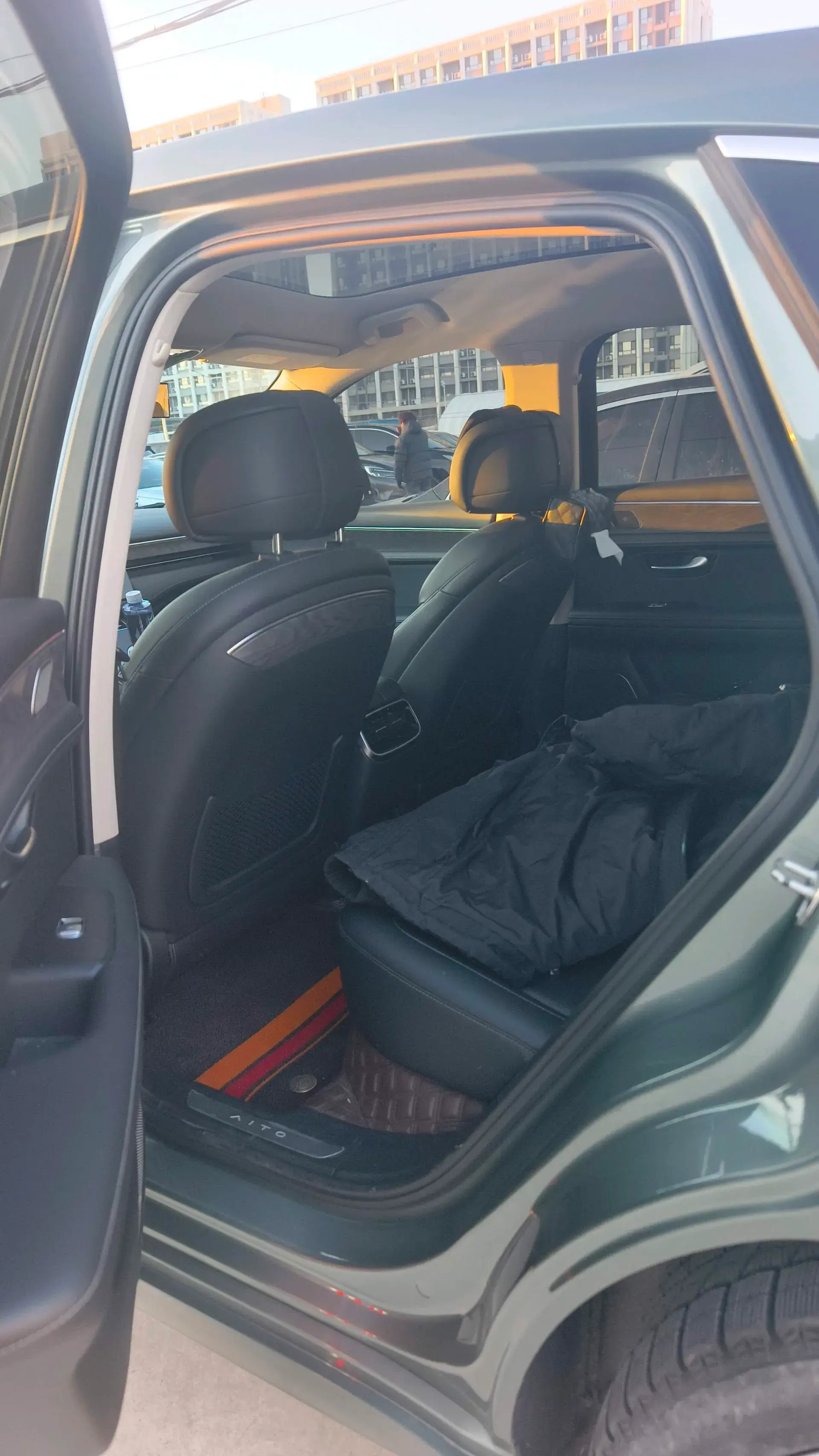 2022 AITO AITO thumbnail 2