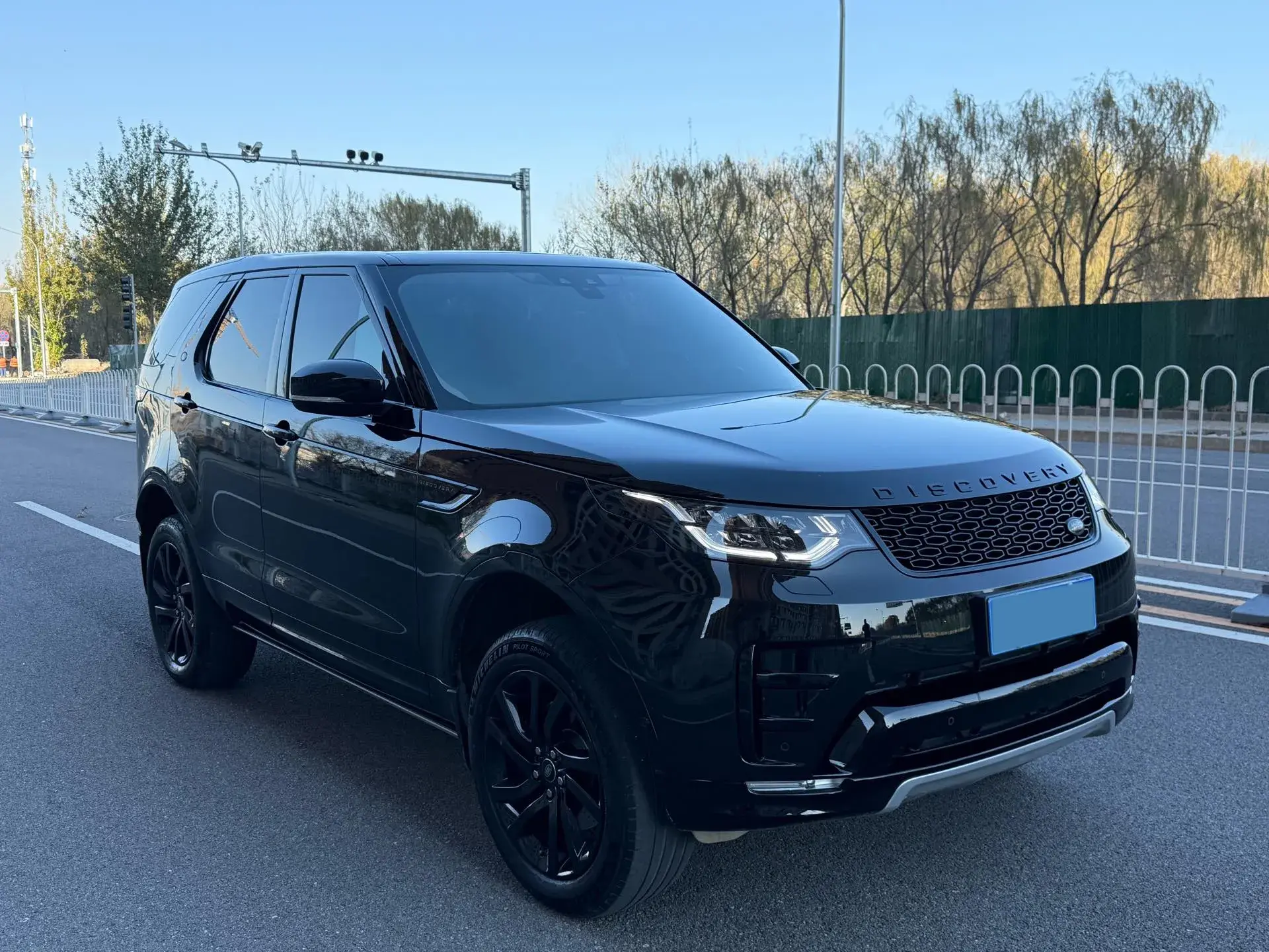 2020 LAND ROVER thumbnail 2