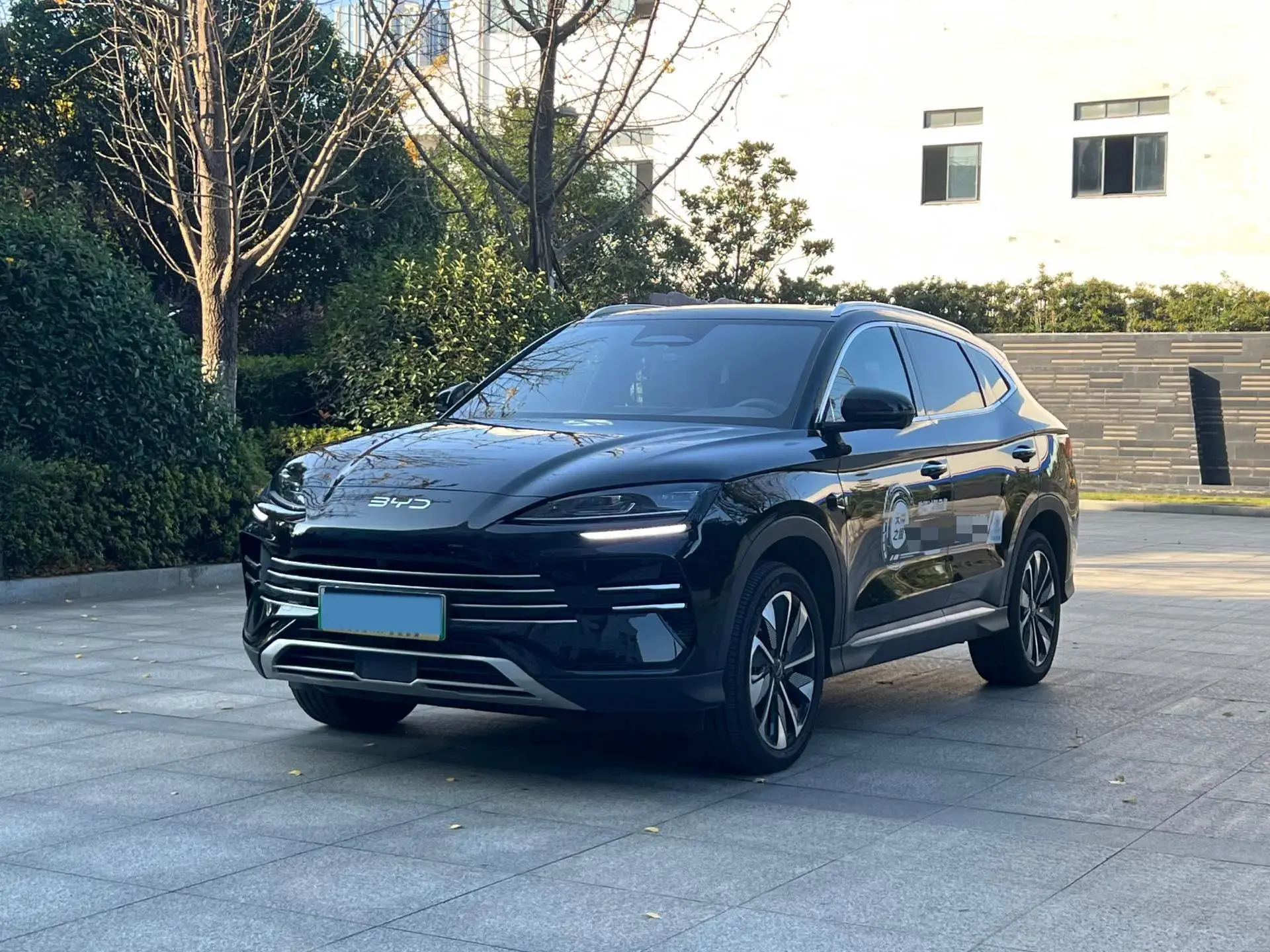 2025 BYD SONG view 1