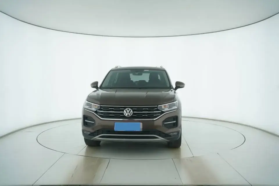 2019 VOLKSWAGEN TAYRON thumbnail 3