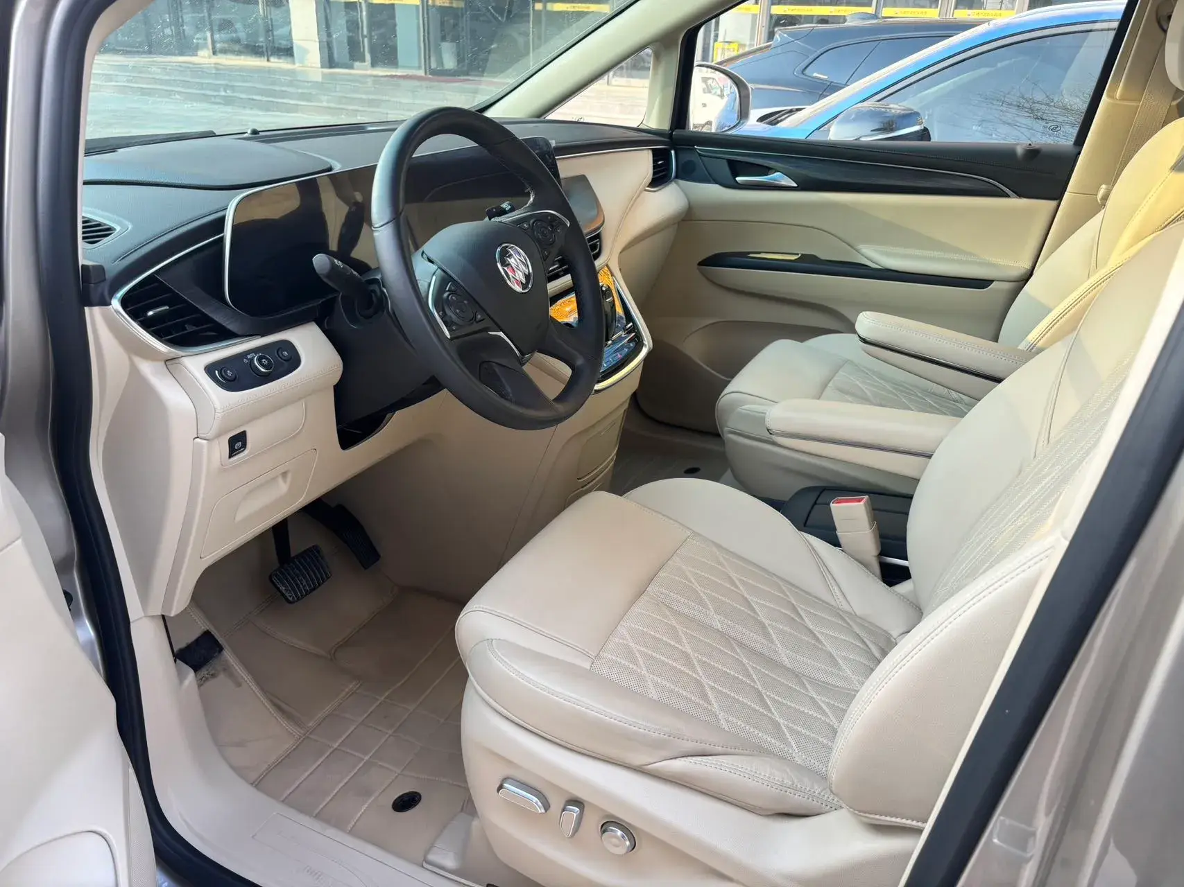 2023 BUICK GL8 thumbnail 4