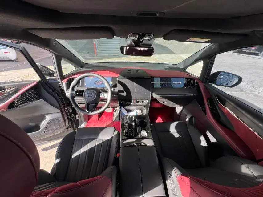 2023 GAC TRUMPCHI thumbnail 3