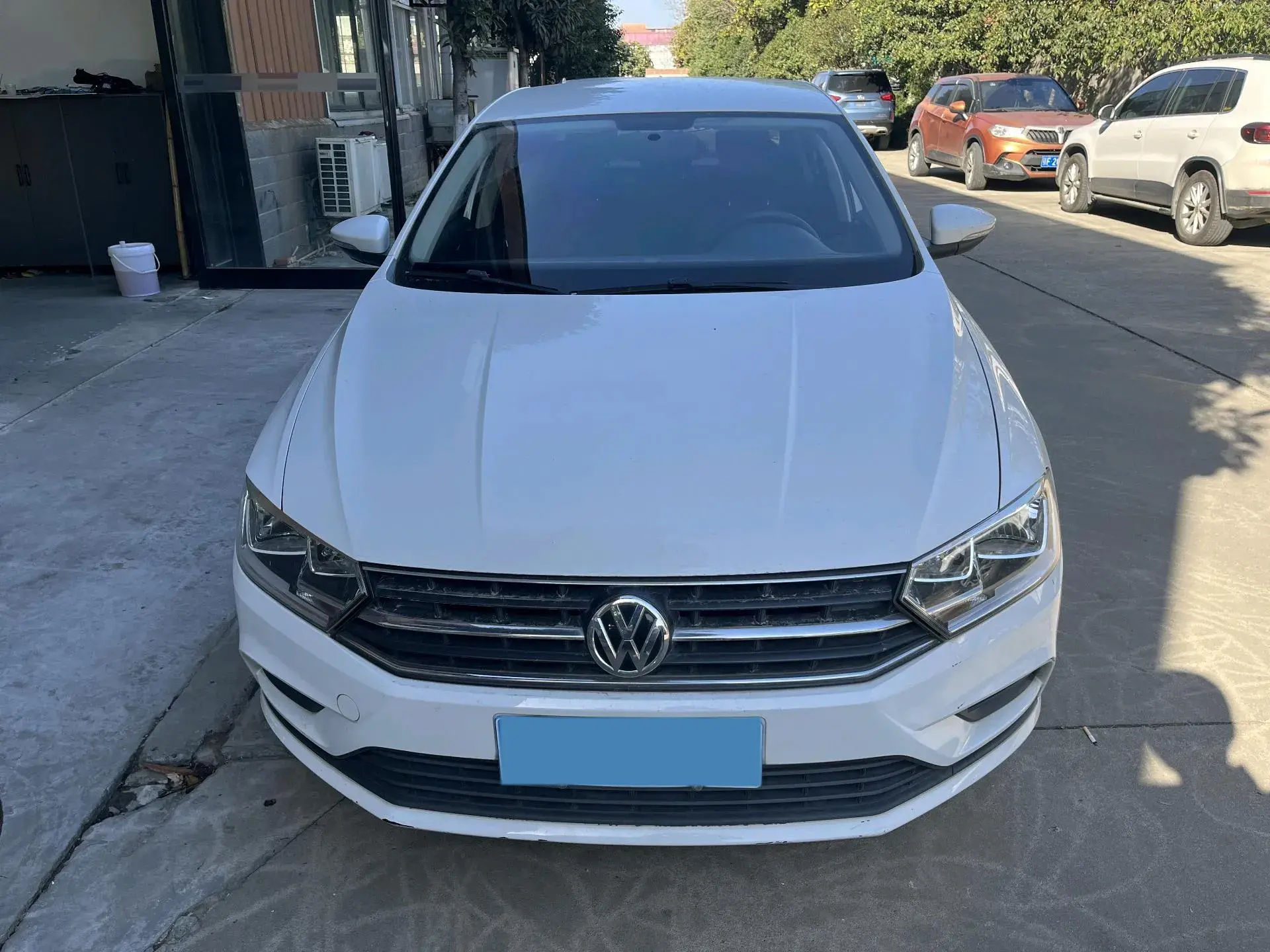 2018 VOLKSWAGEN BORA thumbnail 2