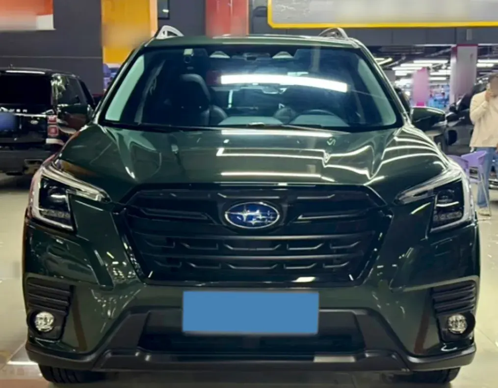 2022 SUBARU FORESTER thumbnail 3