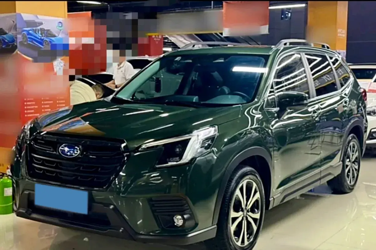 2022 SUBARU FORESTER view 1