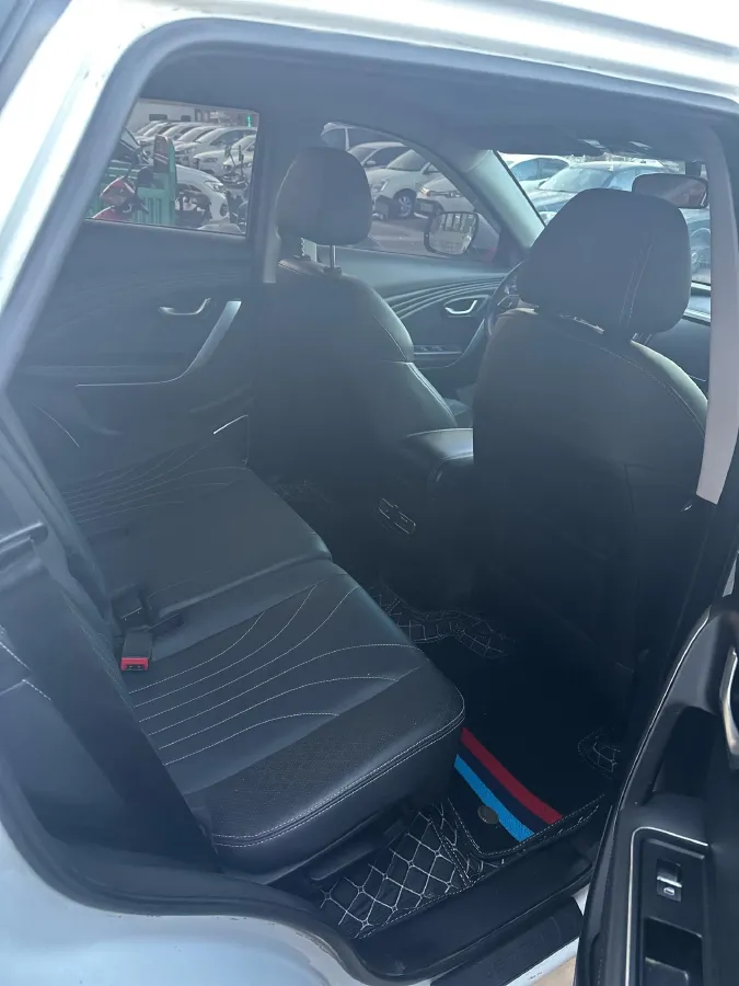 2018 Jetour X70 1.5T 147HP L4 5MT,autocango,china used car exporter,china ev exporter,chinese used car exporter,chinese used ev exporter