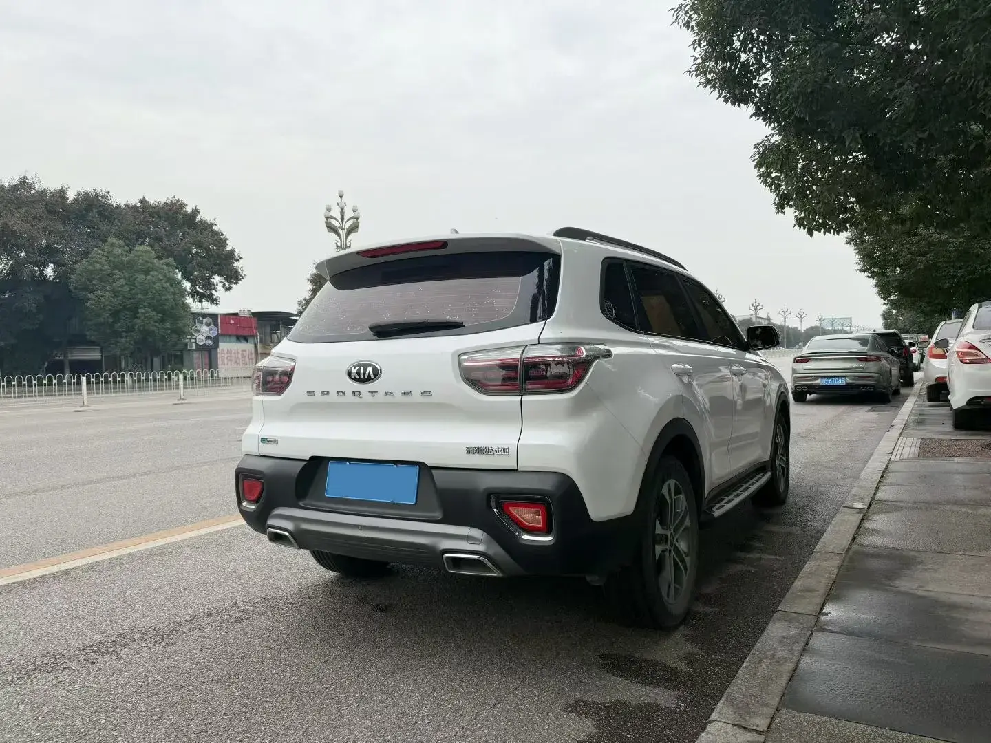 2019 KIA SPORTAGE thumbnail 4