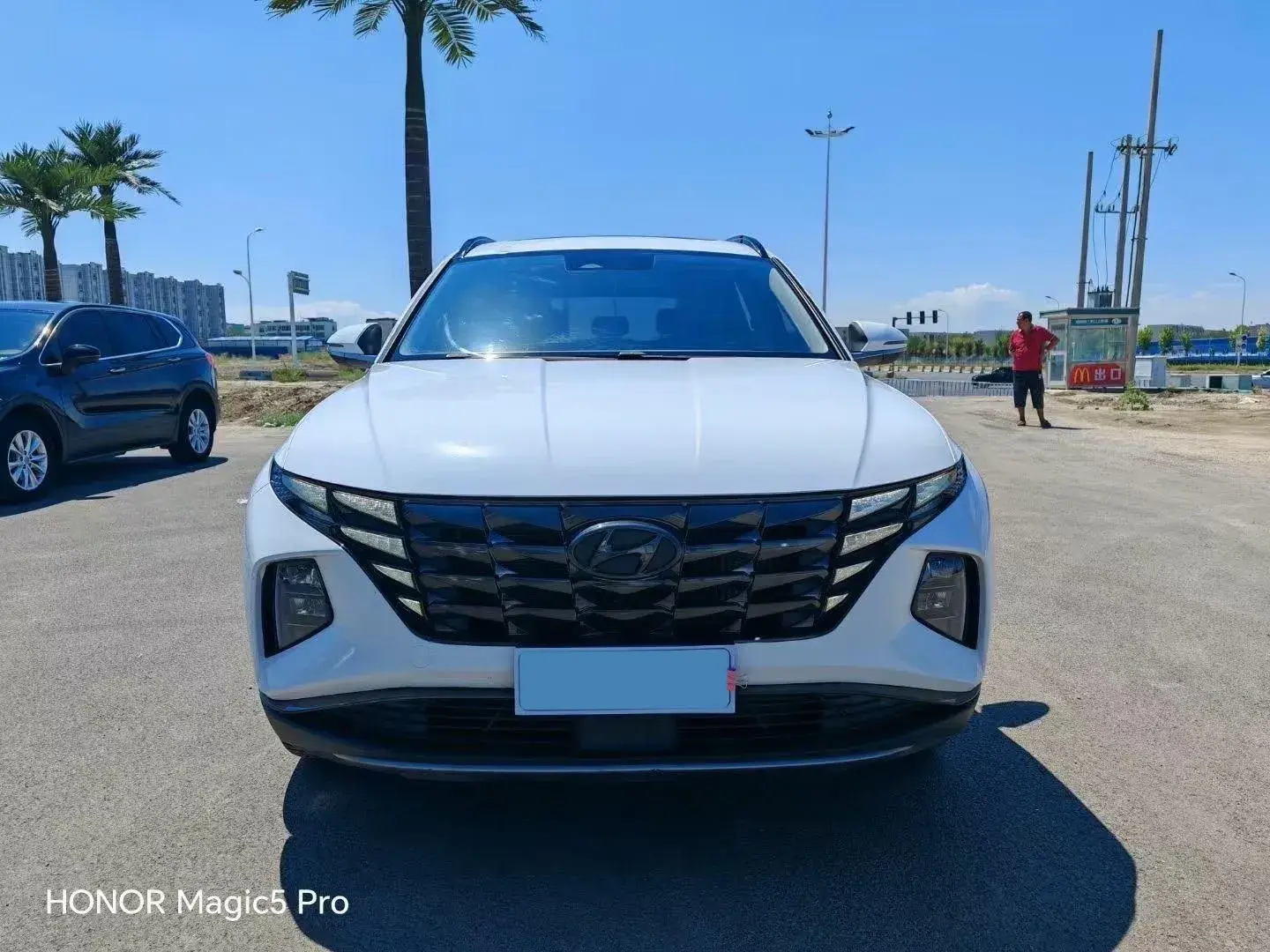 2021 HYUNDAI TUCSON thumbnail 3