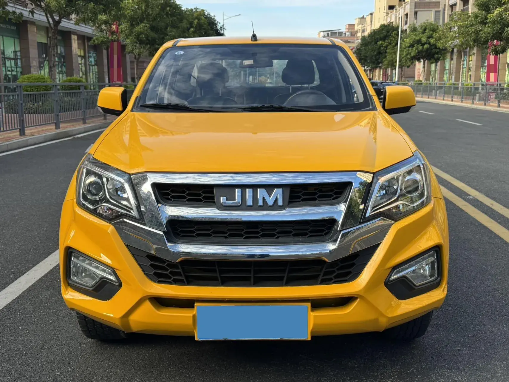 2022 ISUZU RE-MAX thumbnail 2
