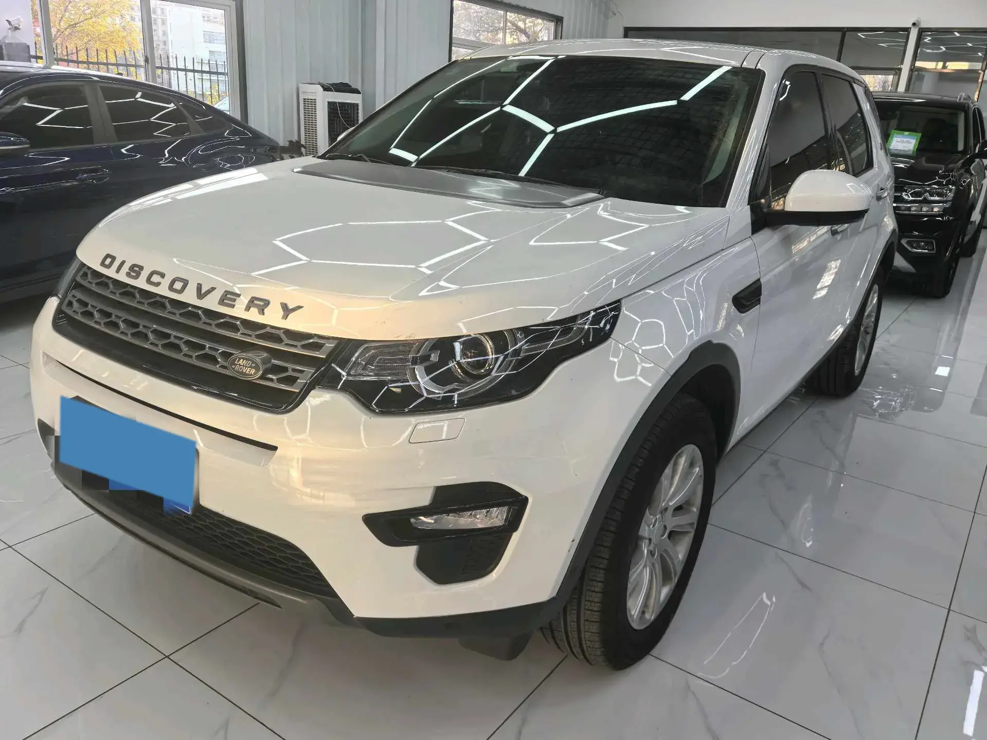 2018 LAND ROVER view 1