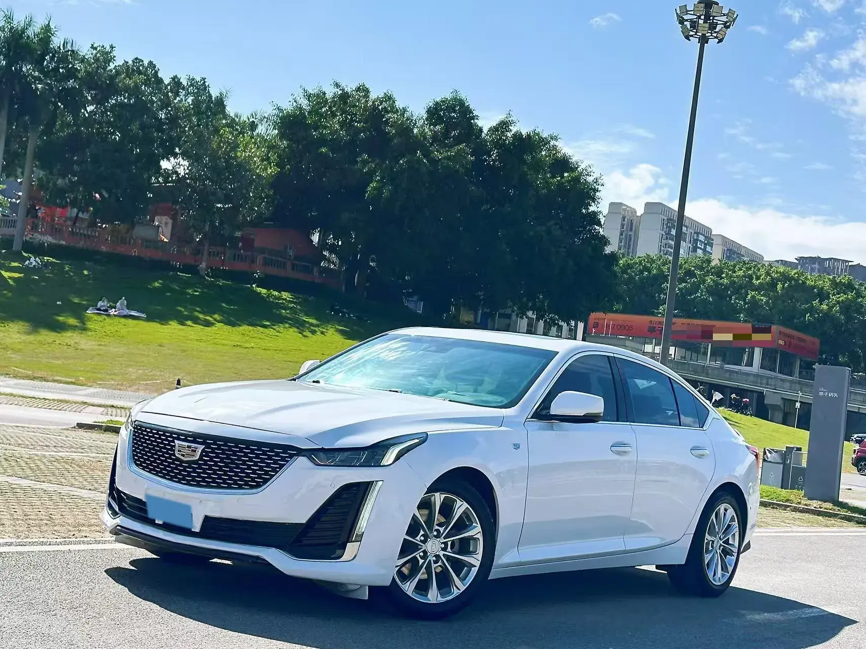 2021 CADILLAC CT5 view 1