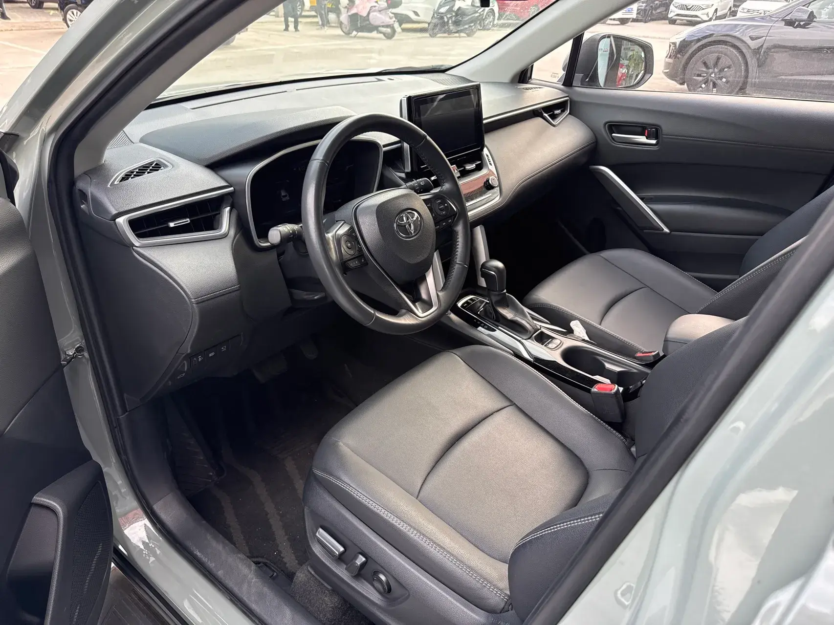 2022 TOYOTA COROLLA thumbnail 4