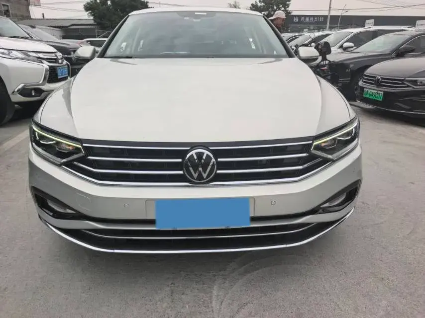 2020 VOLKSWAGEN MAGOTAN thumbnail 2