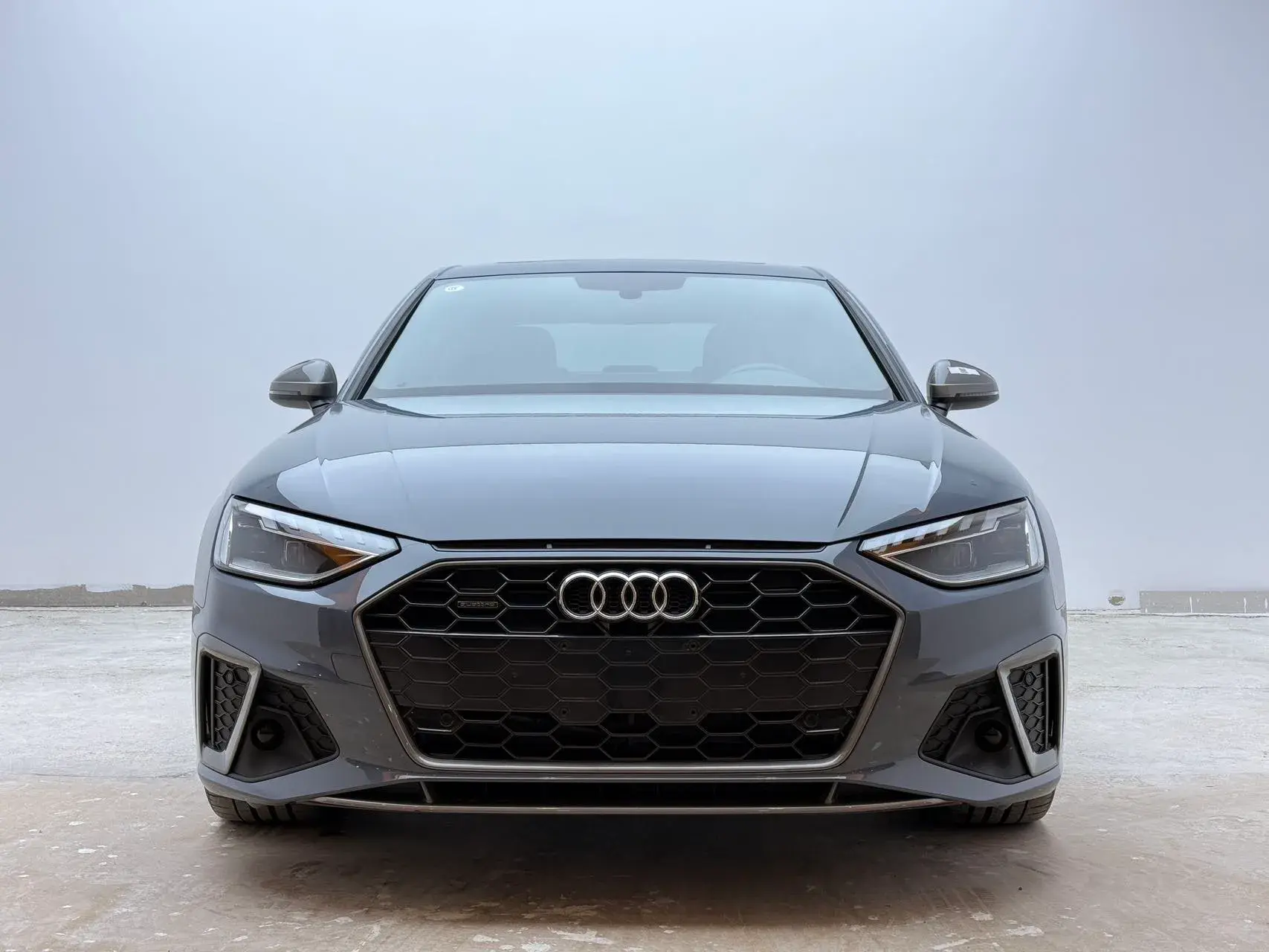 2022 AUDI A4L thumbnail 2