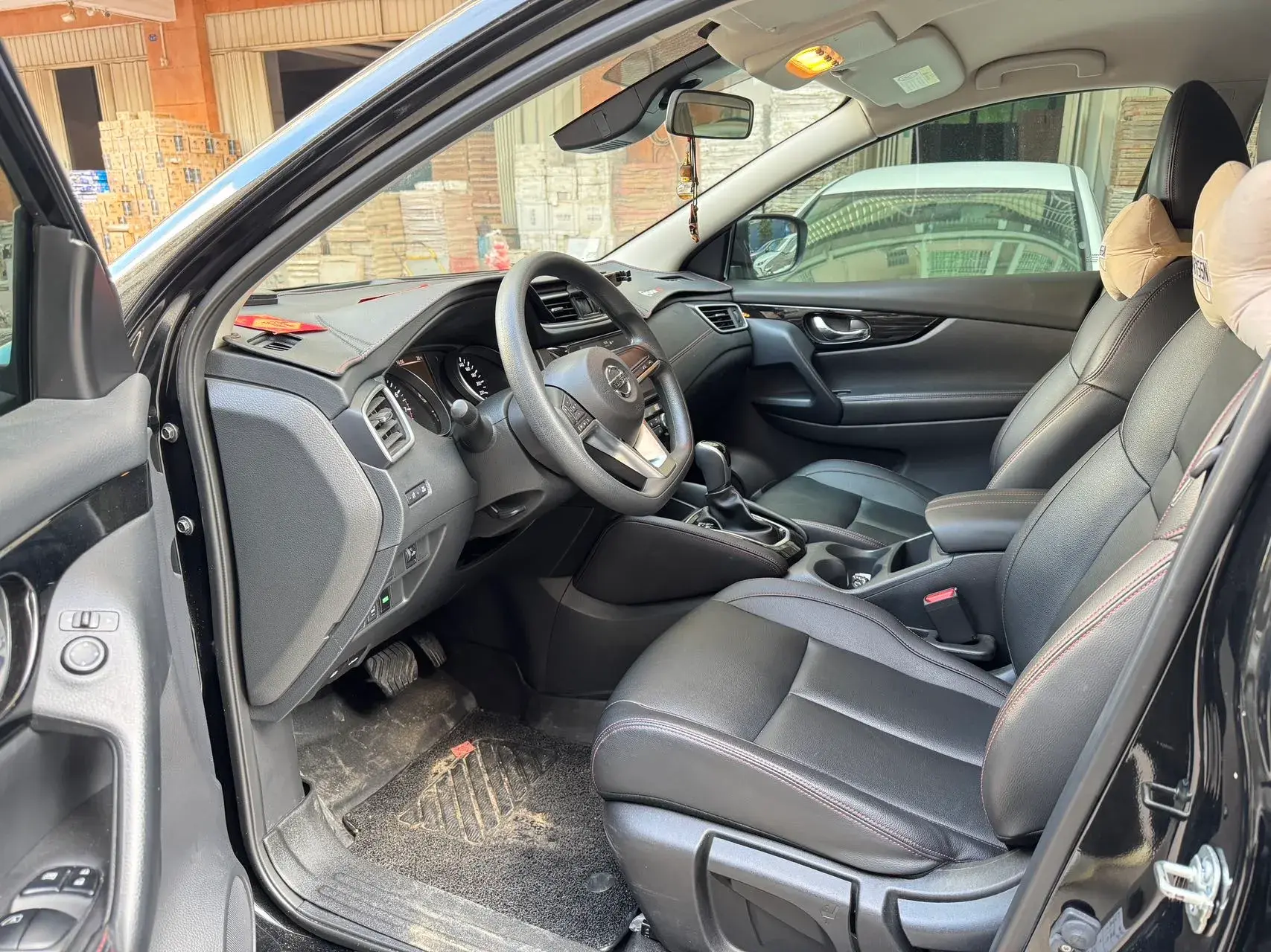 2022 NISSAN QASHQAI thumbnail 2