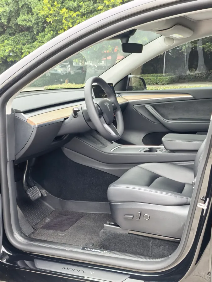 2023 Tesla Model Y BEV 78.4KWH,autocango,china used car exporter,china ev exporter,chinese used car exporter,chinese used ev exporter