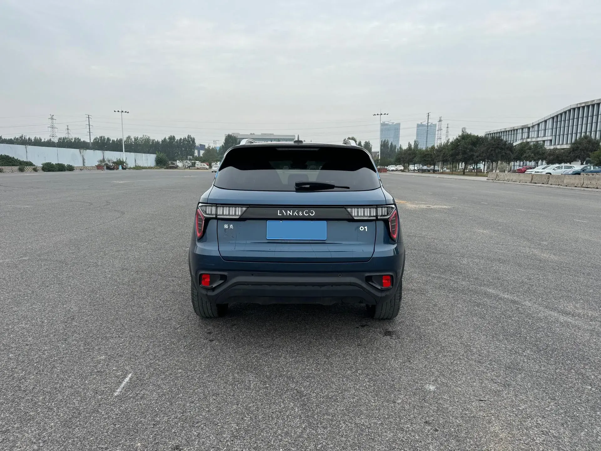 2018 LYNK&CO 01 thumbnail 4