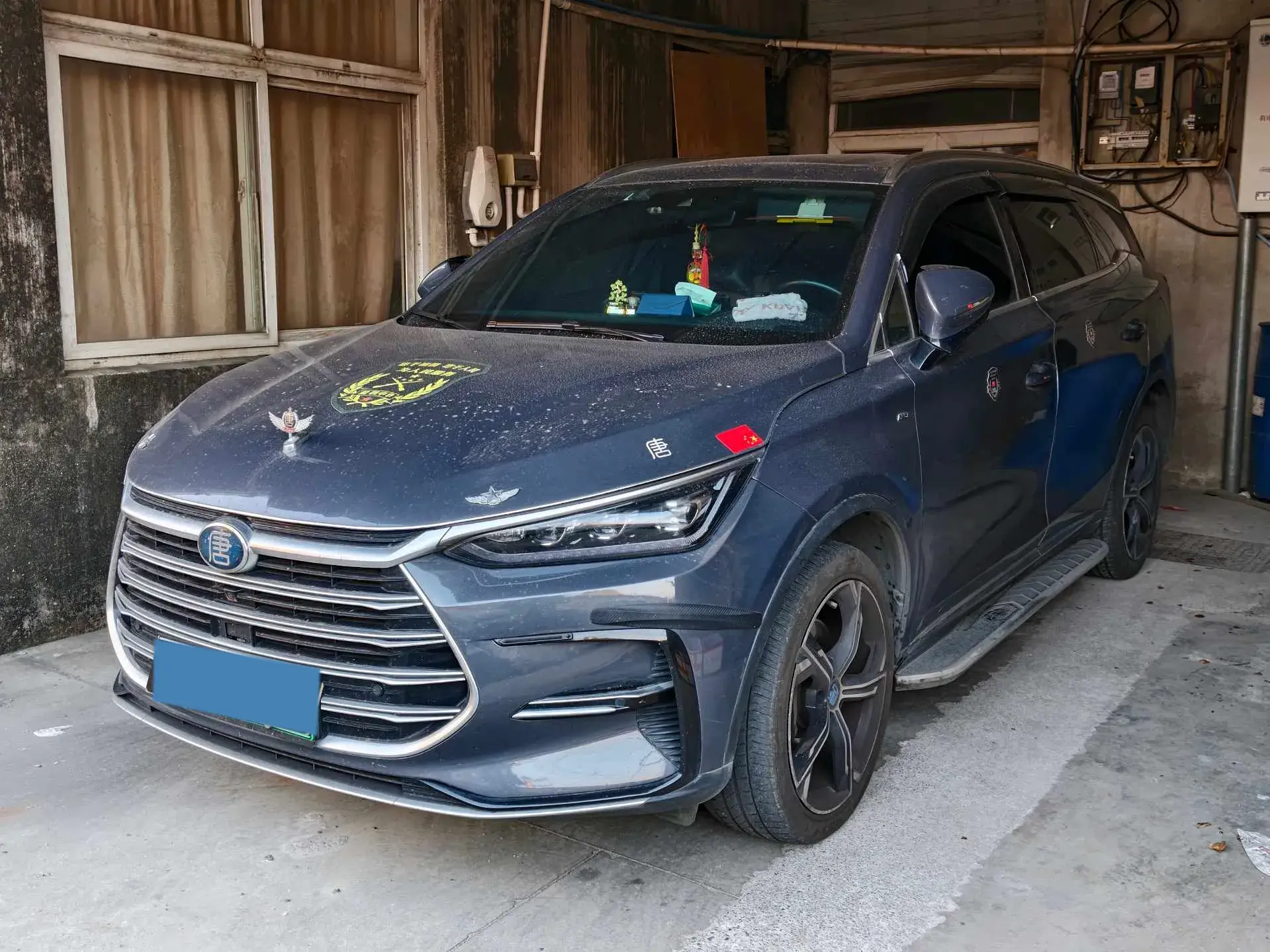 2021 BYD TANG view 1