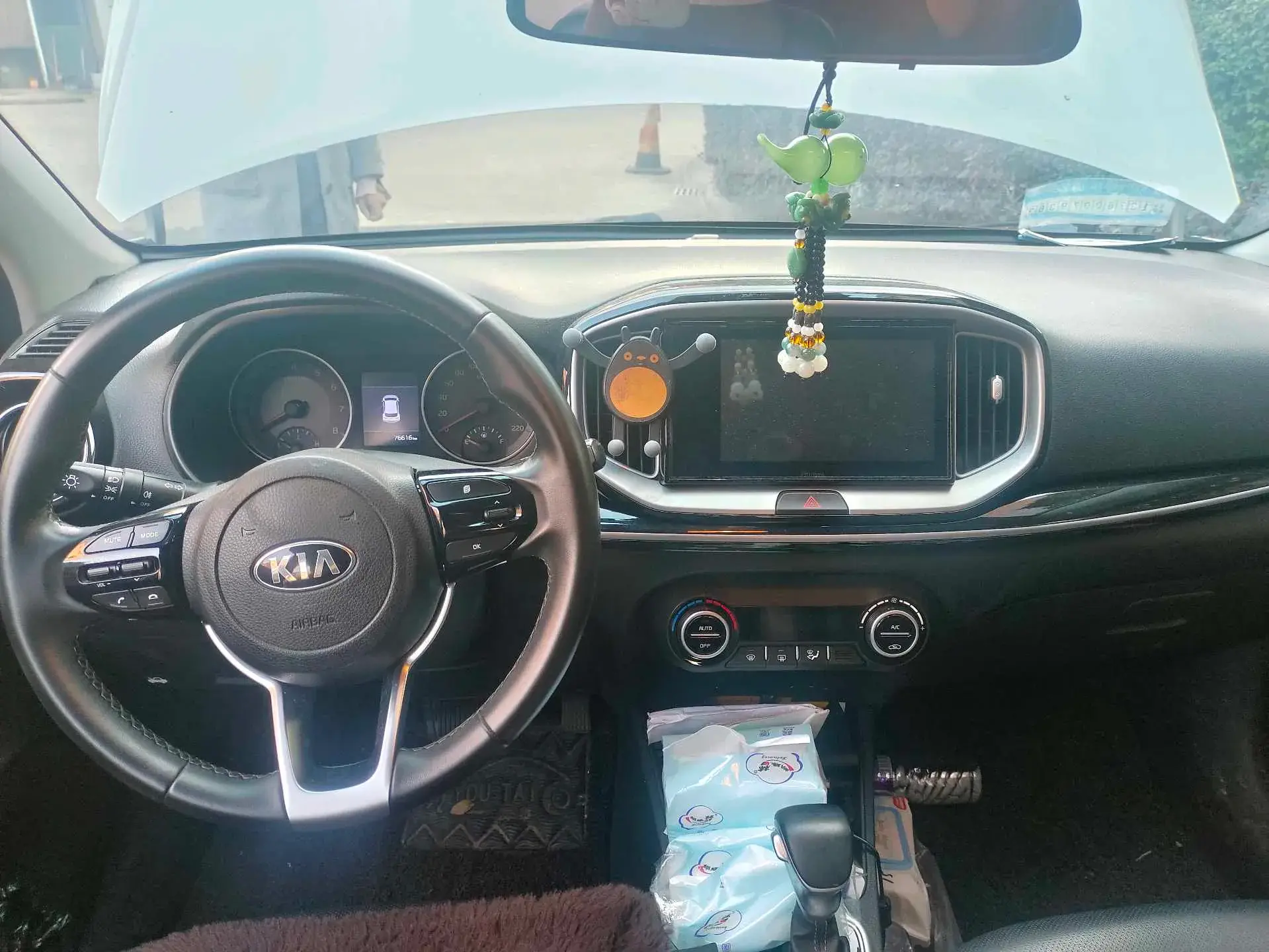 2019 KIA KX1 thumbnail 4