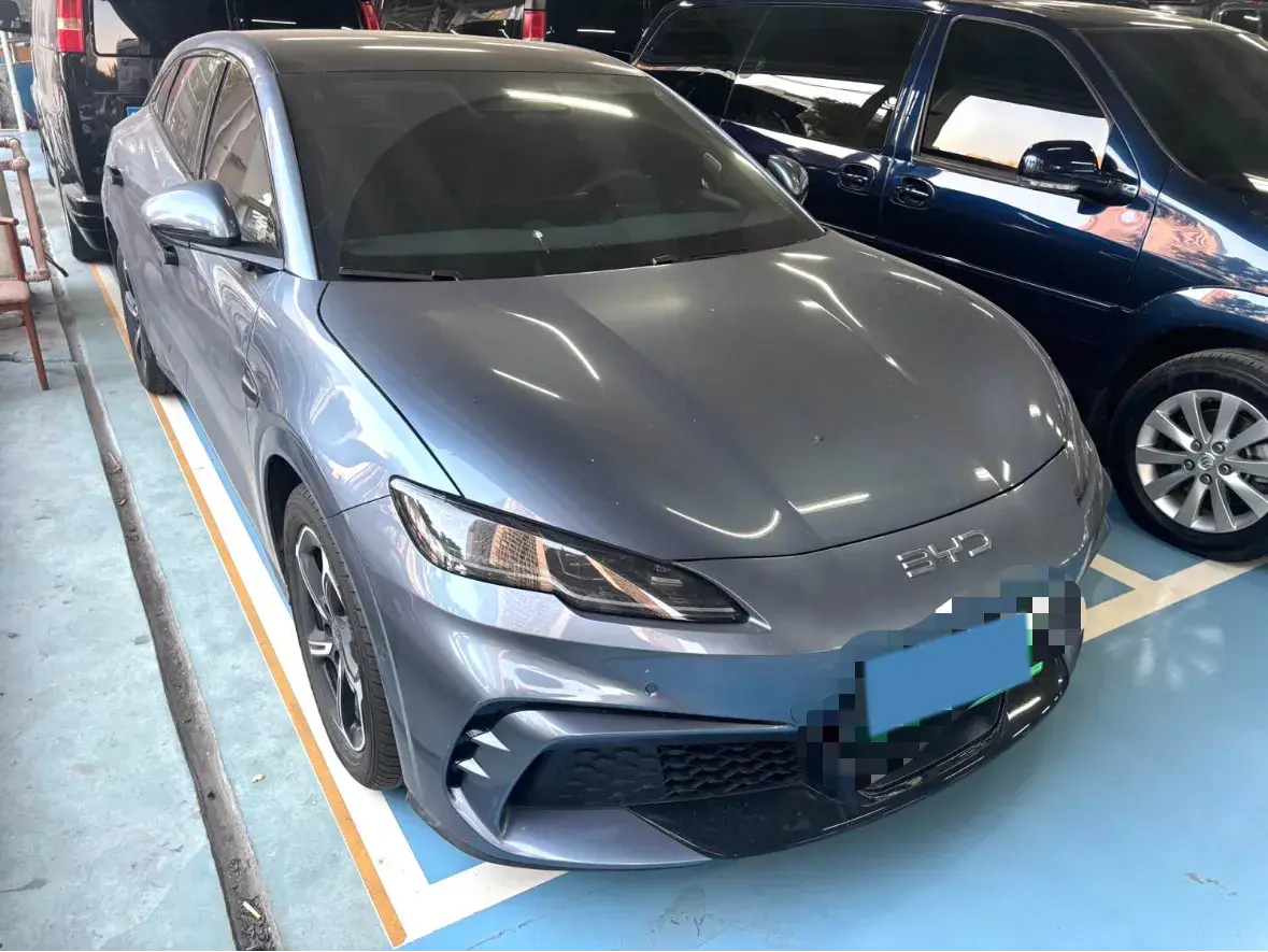 2025 BYD SEAL06GT thumbnail 3