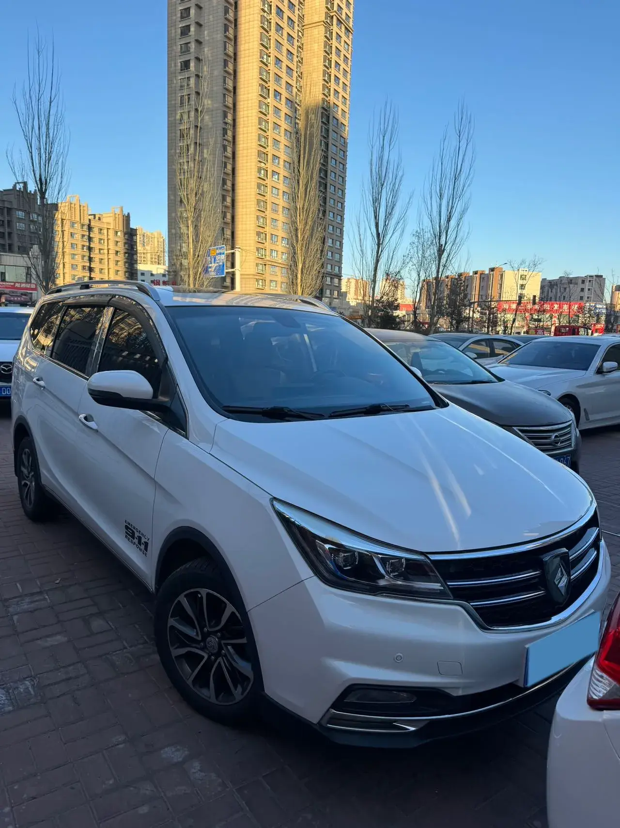 2017 BAOJUN 730 thumbnail 2