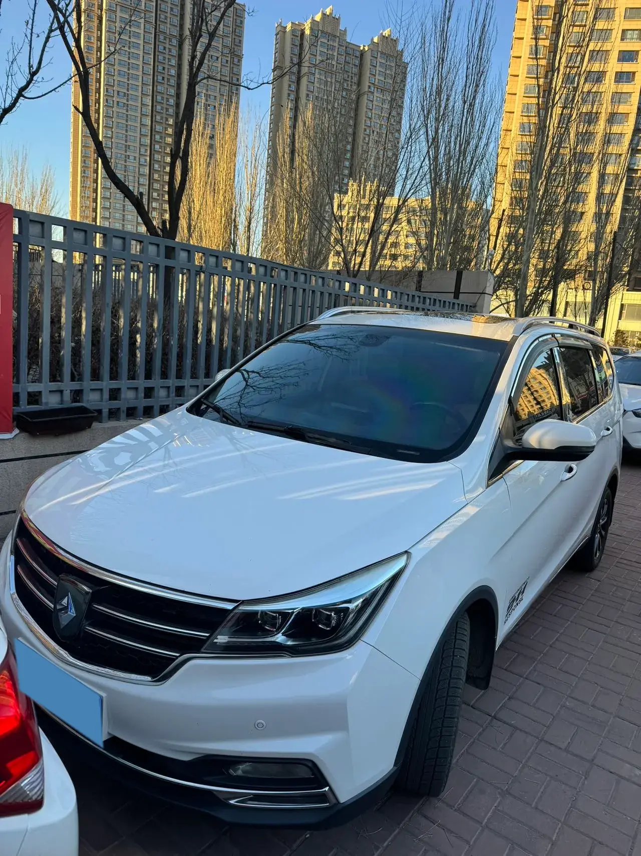 2017 BAOJUN 730 view 1