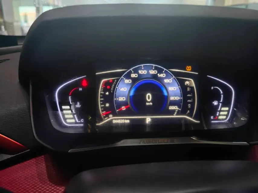 2021 DongFeng Aeolus YiXuan 1.5T 150HP L4 6DCT,autocango,china used car exporter,china ev exporter,chinese used car exporter,chinese used ev exporter