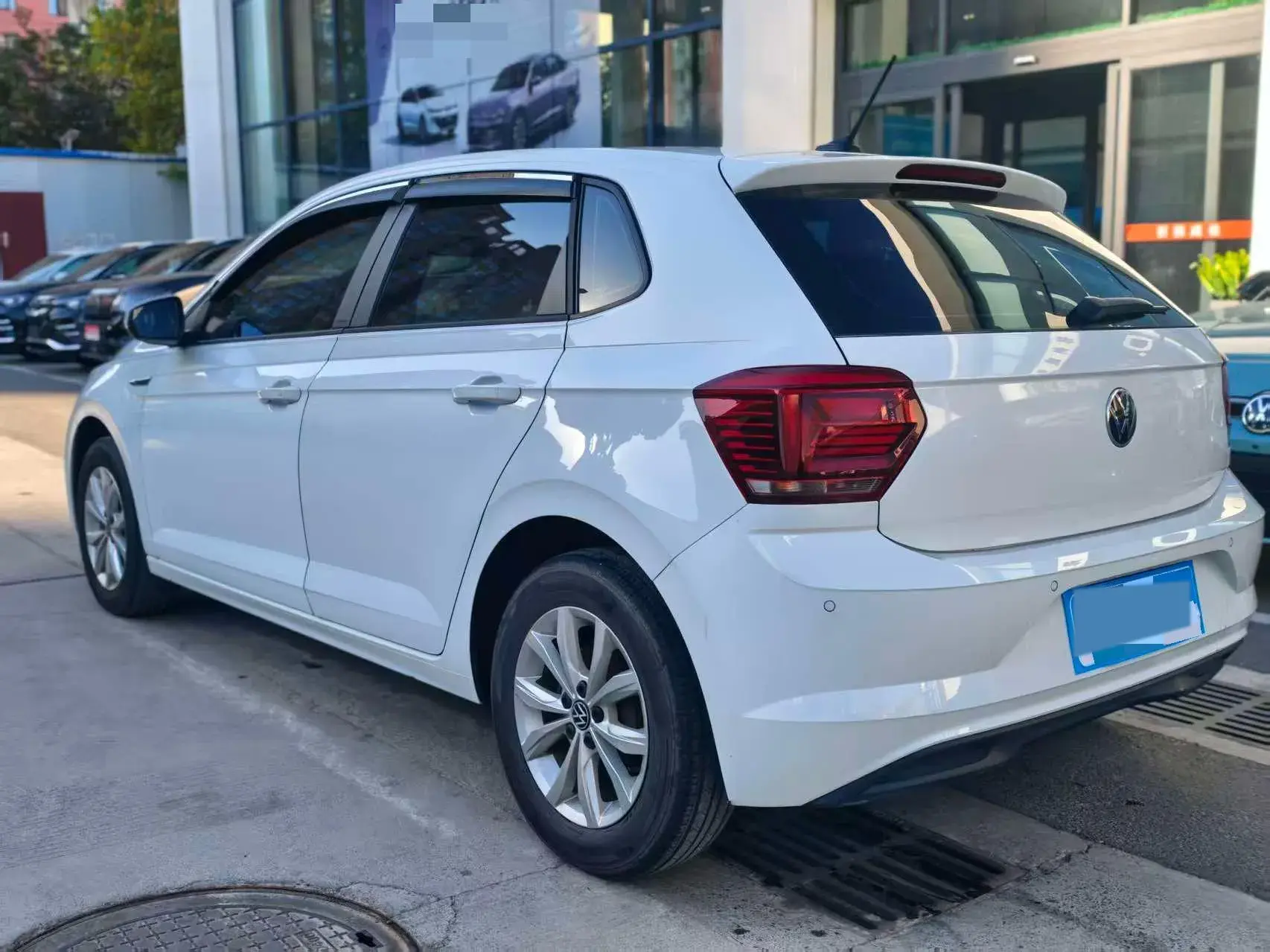 2023 VOLKSWAGEN POLO thumbnail 3