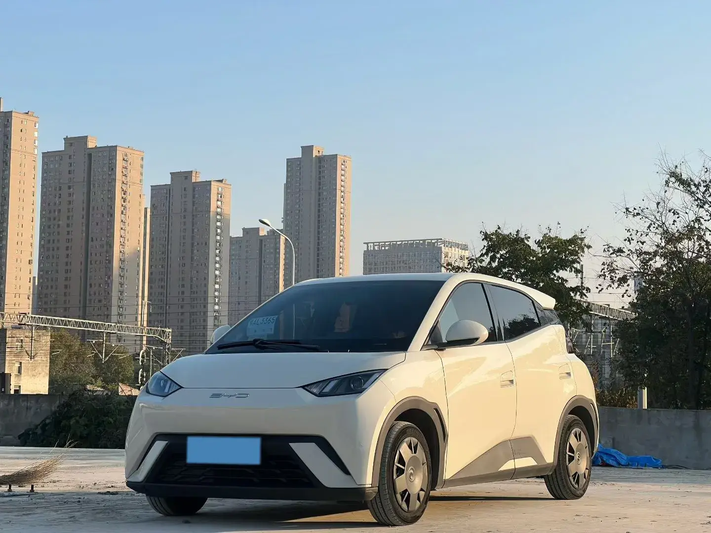 2023 BYD SEAGULL view 1