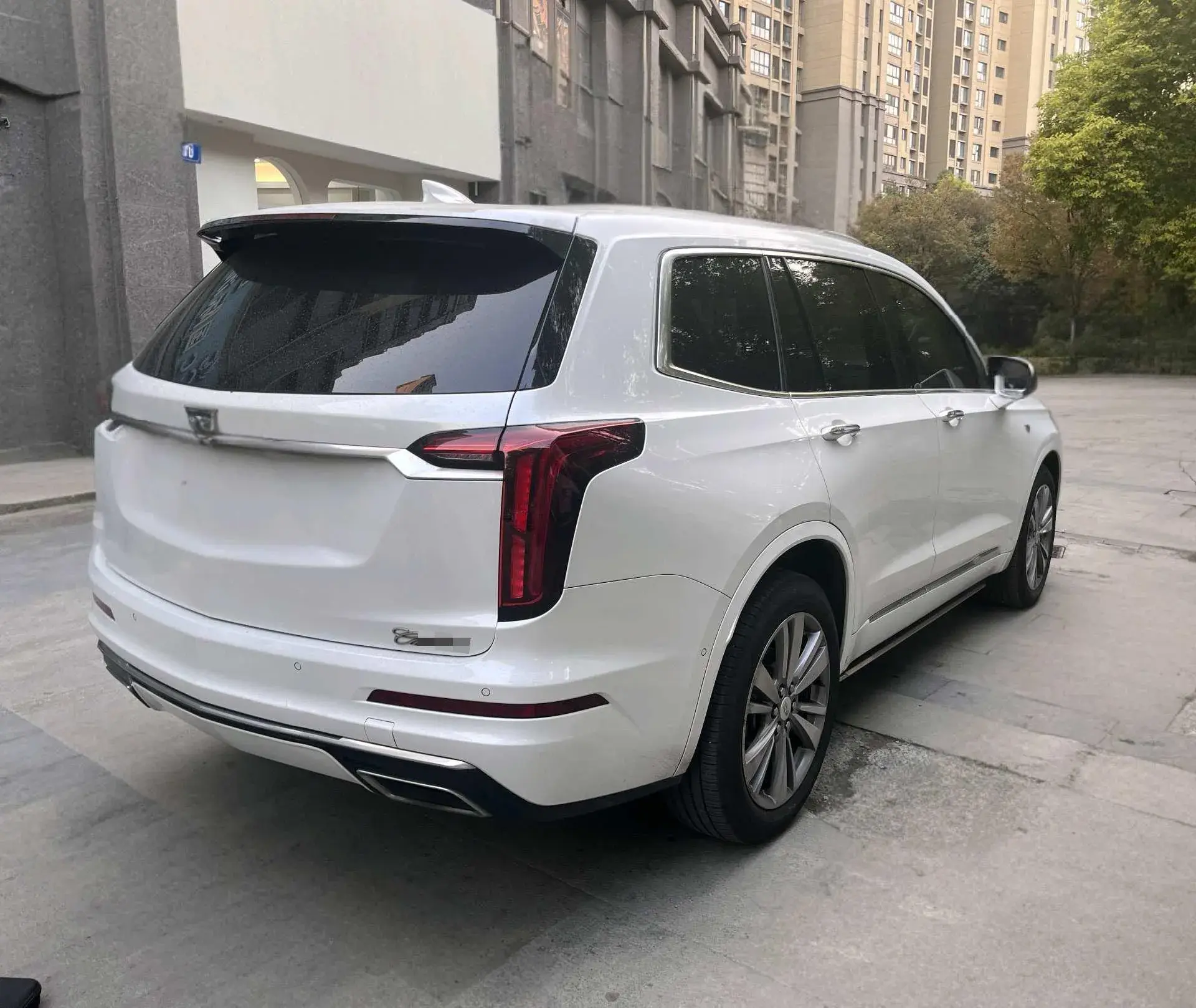 2020 CADILLAC XT6 thumbnail 4