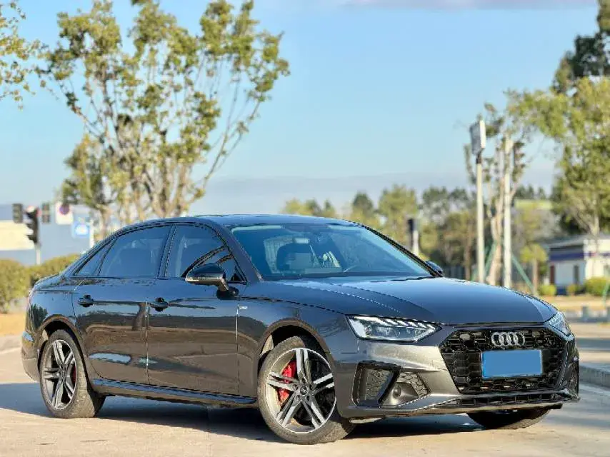 2022 AUDI A4L thumbnail 3