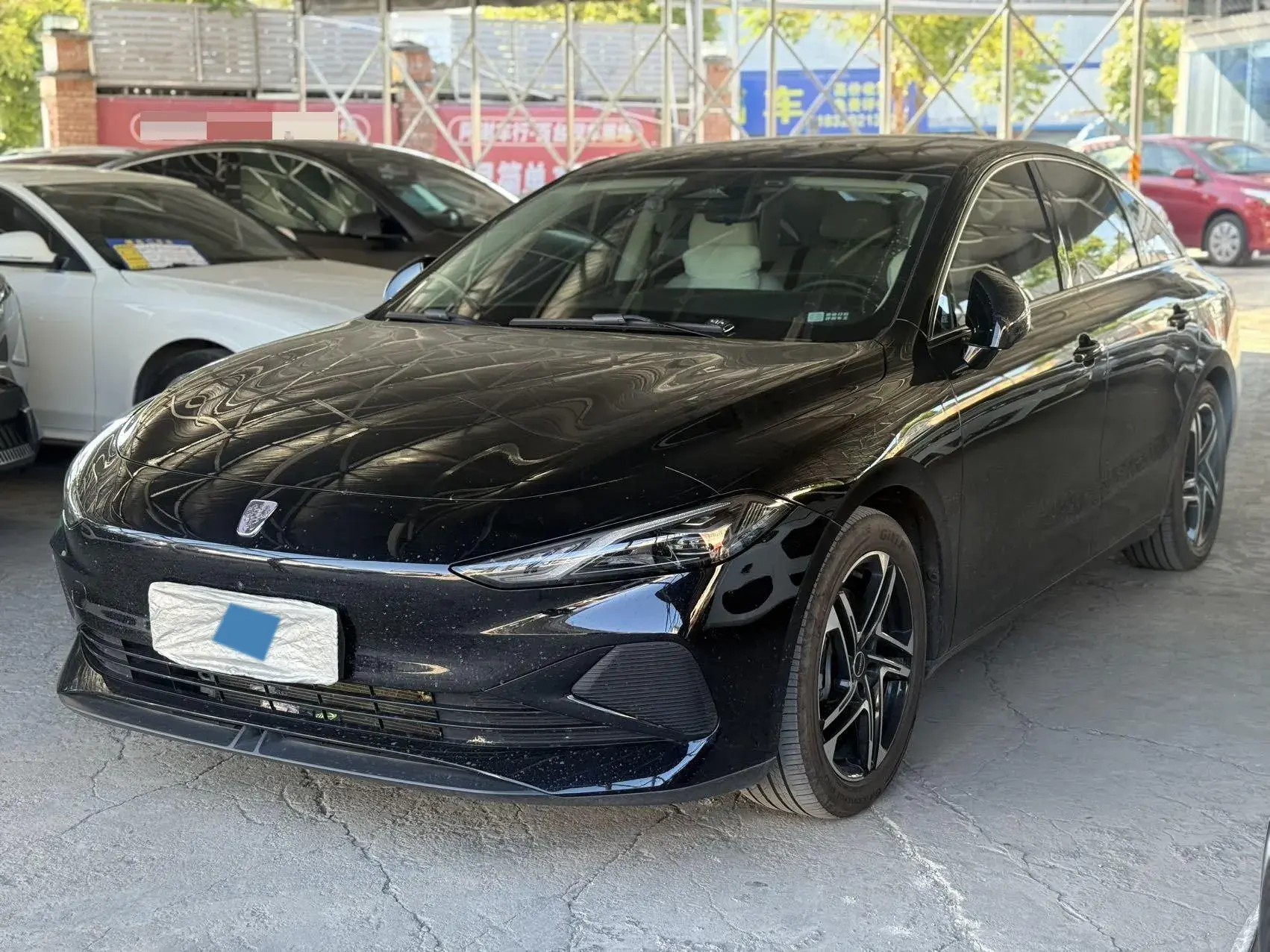 2023 ROEWE D7 view 1