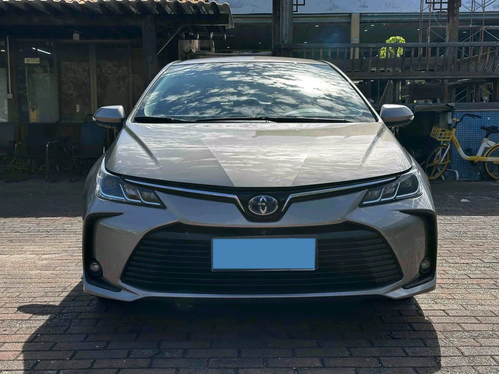 2021 TOYOTA COROLLA thumbnail 4