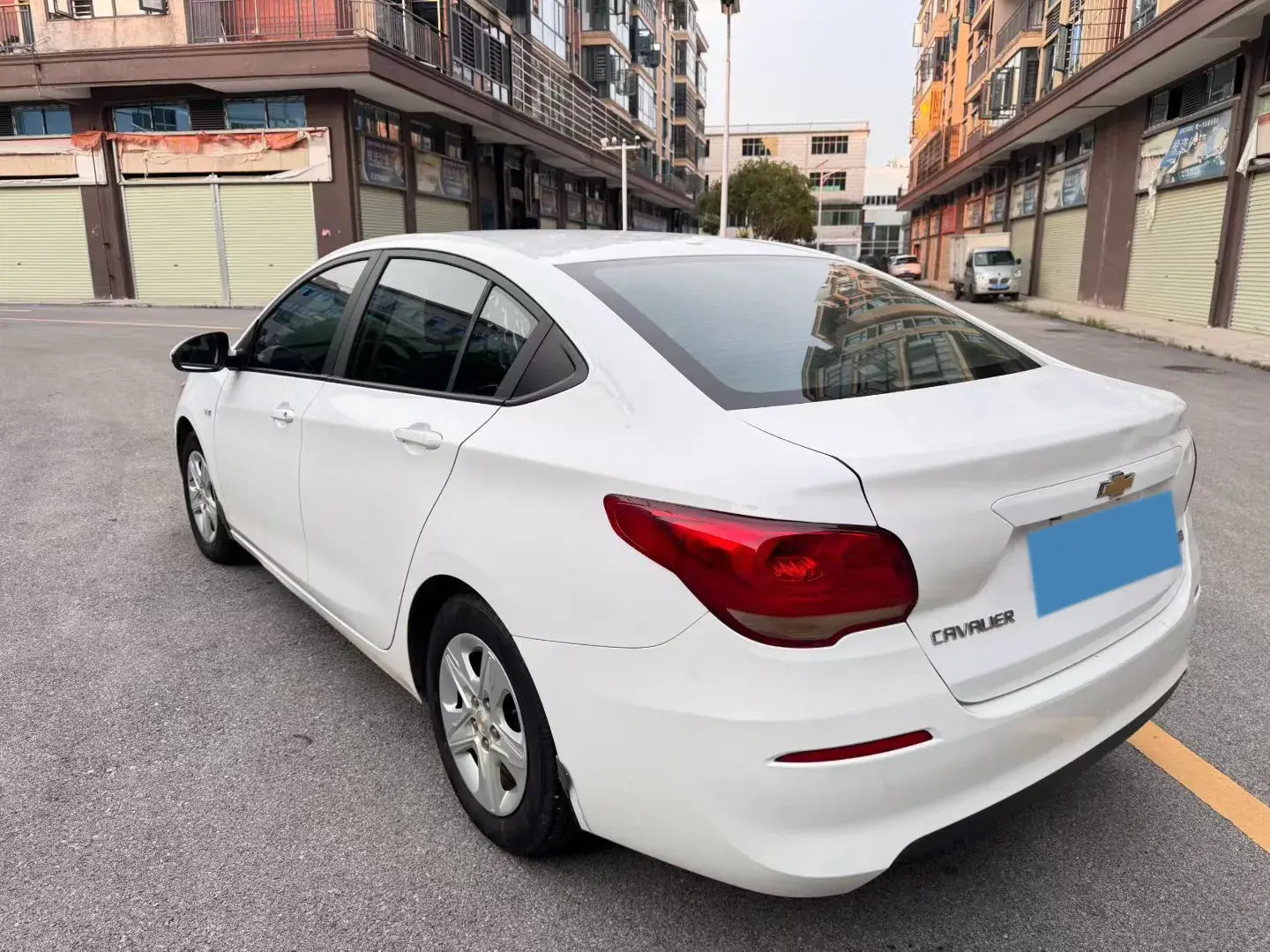 2019 CHEVROLET CAVALIER thumbnail 4