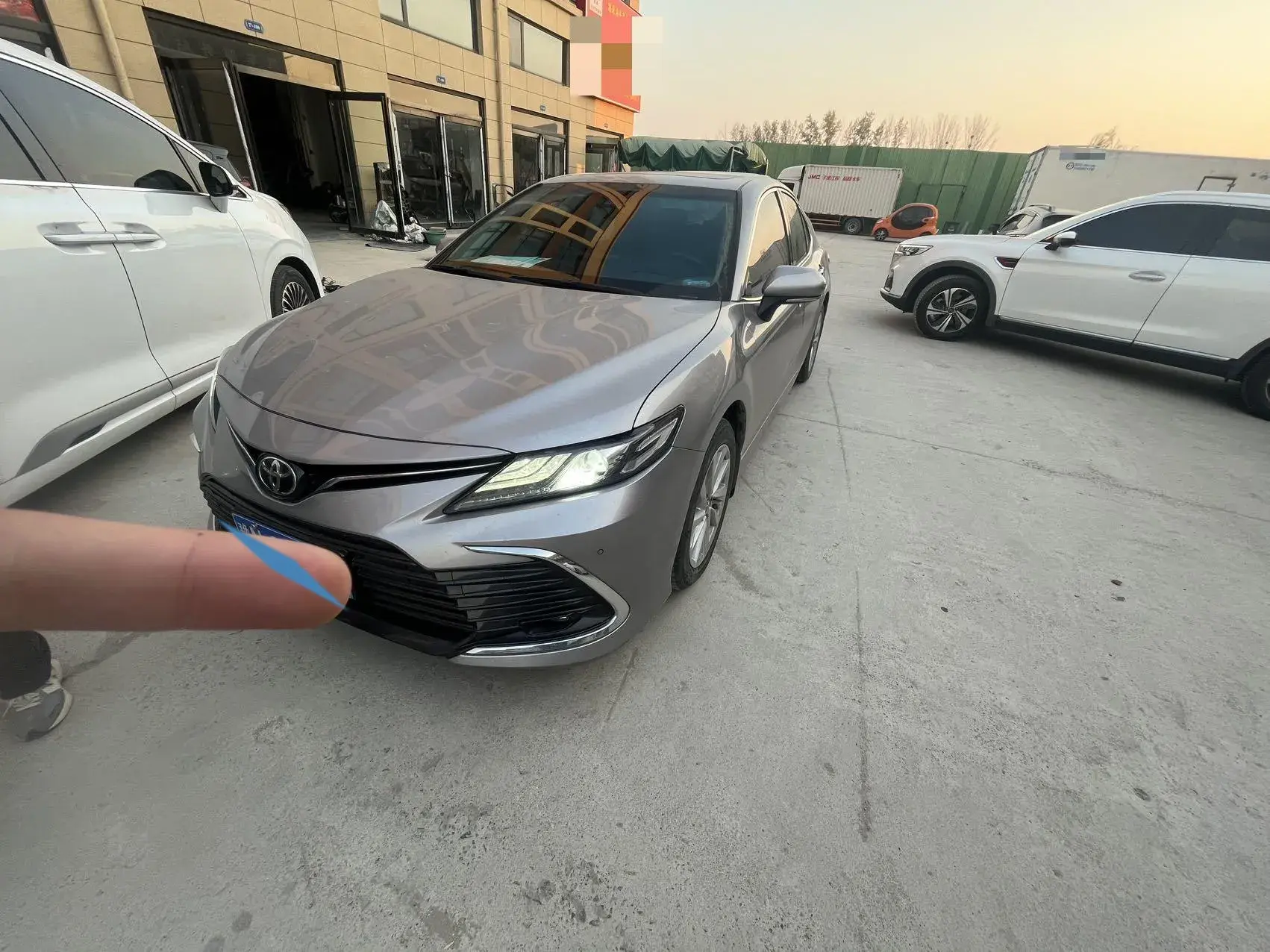 2021 TOYOTA CAMRY thumbnail 2