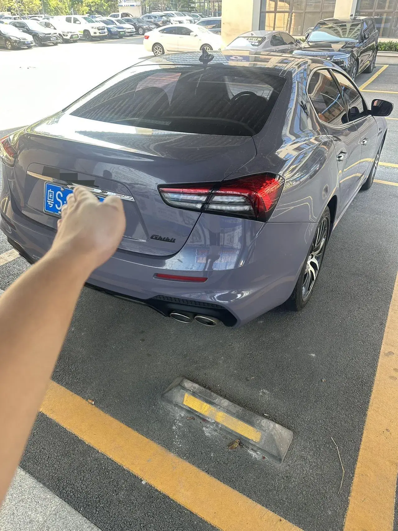 2021 MASERATI GHIBLI thumbnail 2