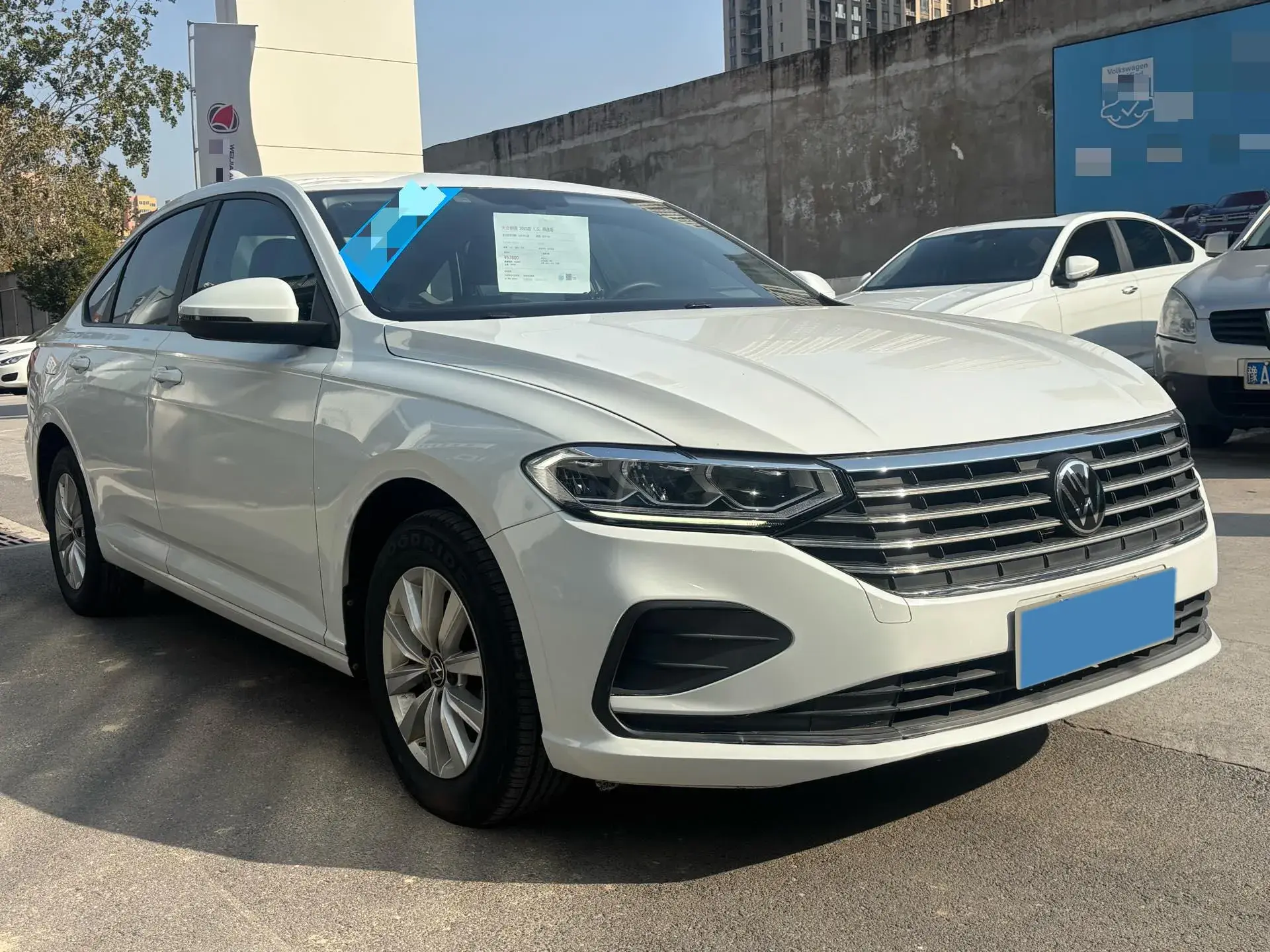 2023 VOLKSWAGEN LAVIDA thumbnail 3