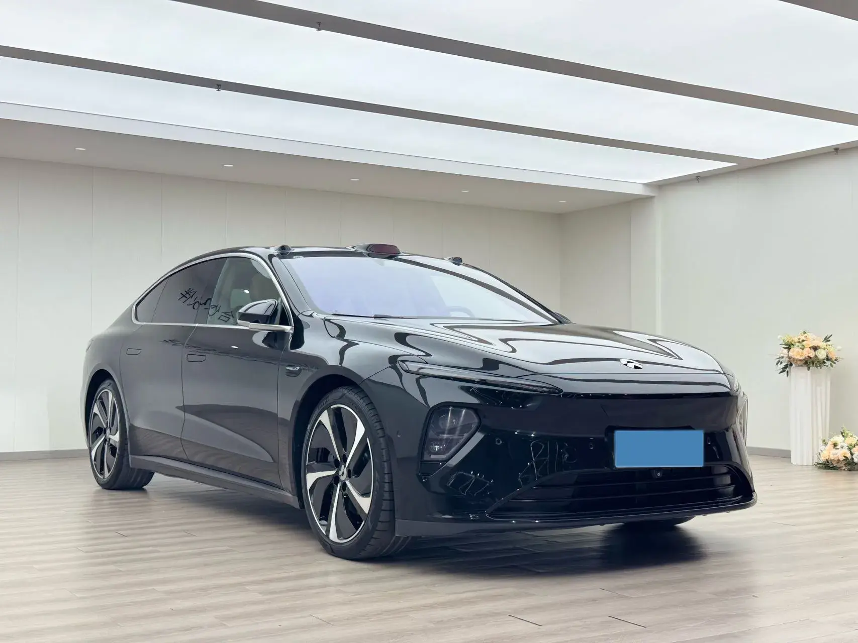 2022 NIO ET7 thumbnail 4