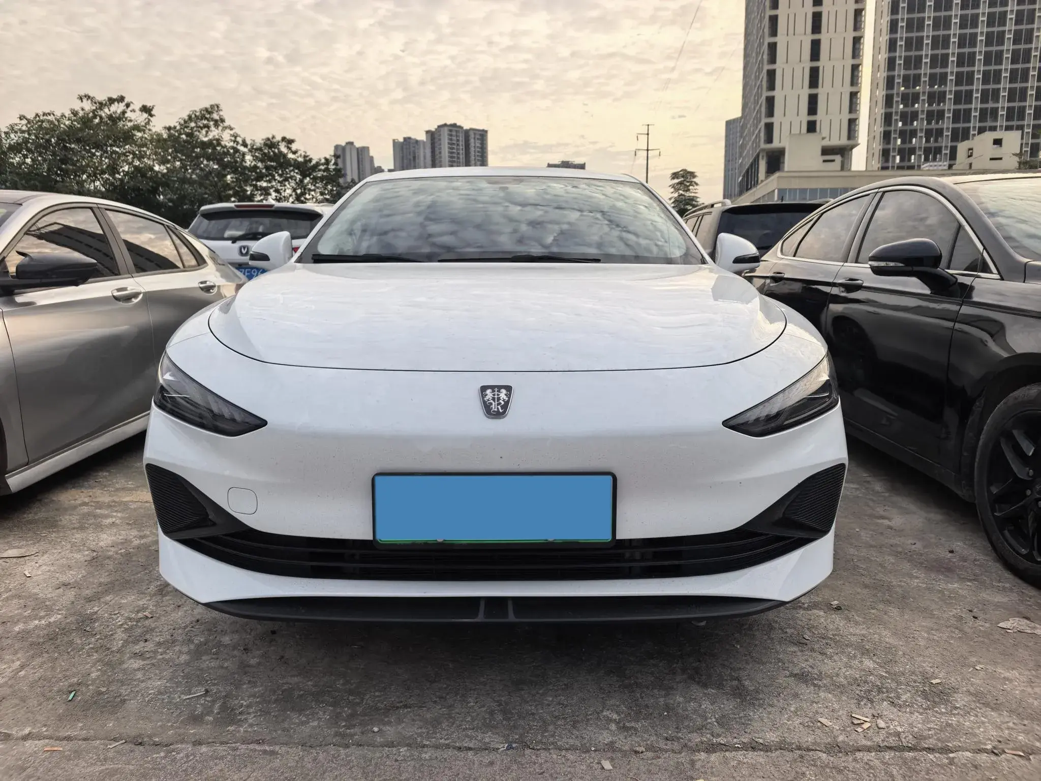 2025 ROEWE M7 thumbnail 4